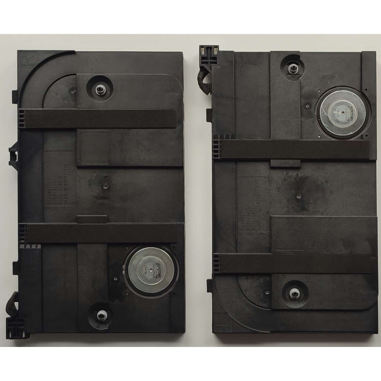 KIT DE BOCINAS PARA TV LG / NUMERO DE PARTE EAB65628508 / EAB65628507 / NAN099 / U7FF130-01 / 6Ω 30/42W / MODELO 75NANO99UNA.AUSWLJR	 - Imagen 2
